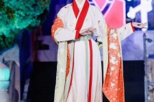 邳州汉服模特是哪种兼职的吗(网上雇用古拆汉服模特可信吗)