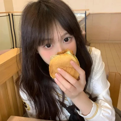 邳州伴游女生李心怡的资料
